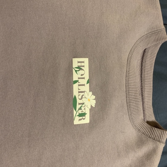 Hollister sweatshirt - Picture 3 of 4